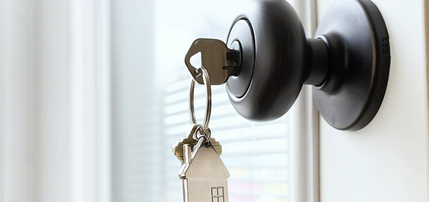 Bifold Door Knob Replacement in Santa Clara, California